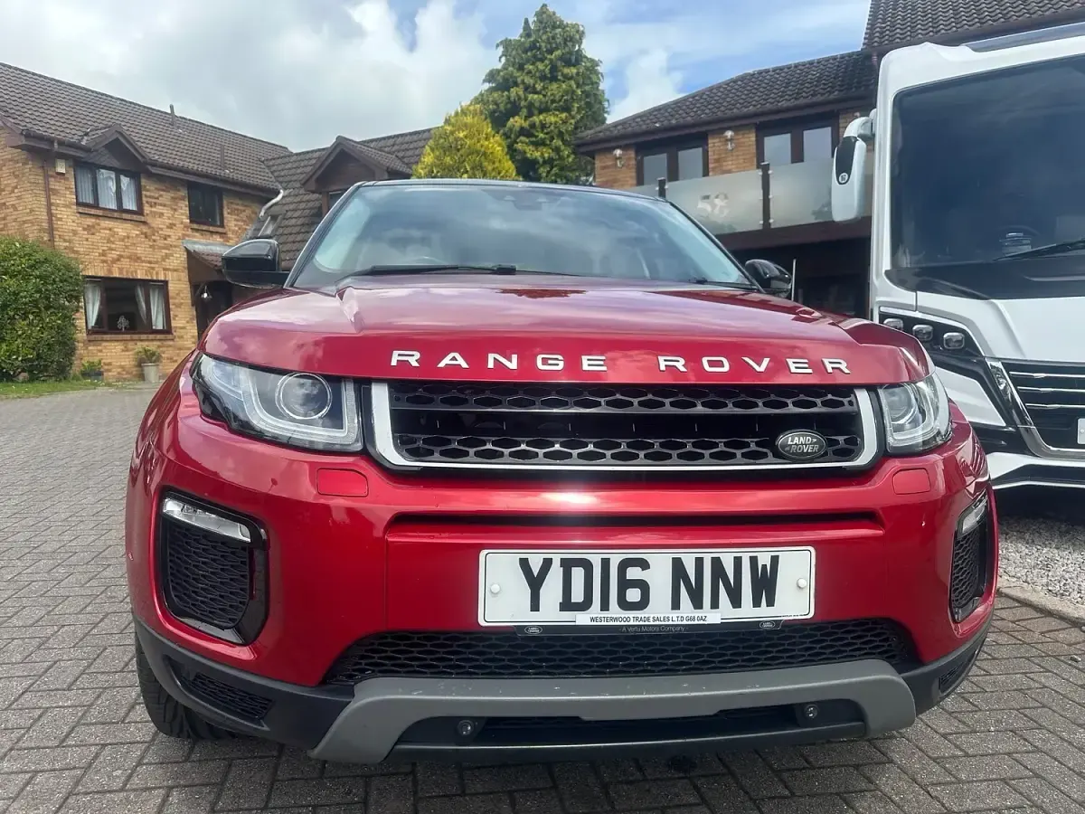 Used Land Rover Range Rover evoque SE 180 HP (132 kW) 2016 Red SUV