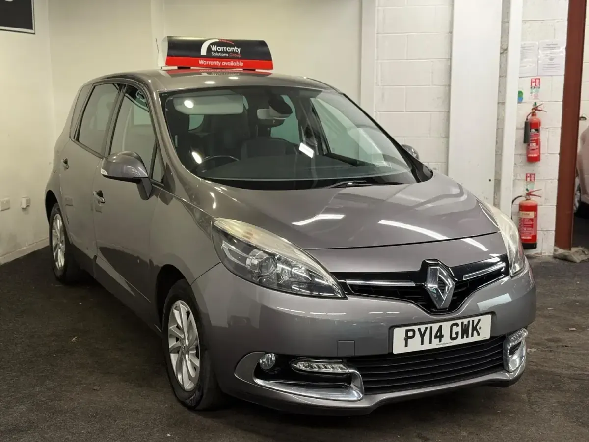 Usado Renault Scénic III Dynamique 110 HP (80 kW) 2014 Cinzento Monovolume