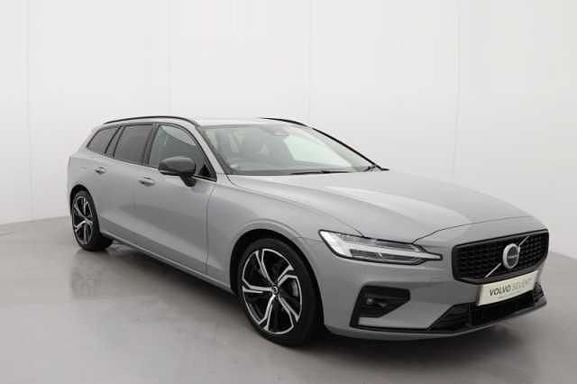 New 2025 Volvo V60 Plus Estate | £36,995 (Fair price) - Image 1/4