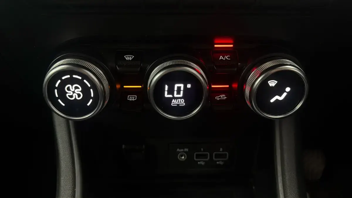 Used Renault Captur Iconic 101 HP (74 kW) 2020 Grey SUV