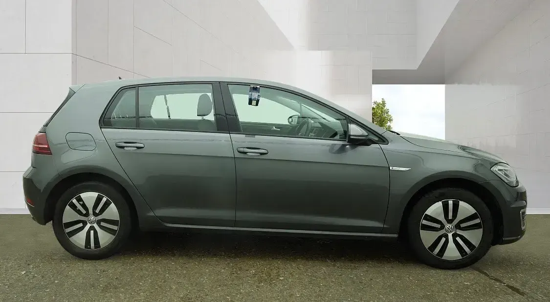 Used VW e-Golf S 99 kW (135 HP) 2019 Grey Hatchback