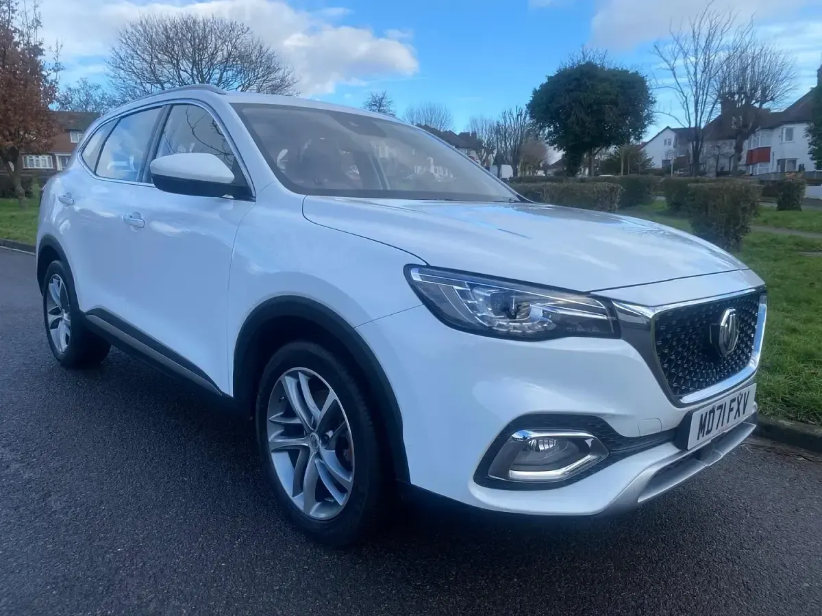 Used MG HS Exclusive 162 HP (119 kW) 2022 White SUV