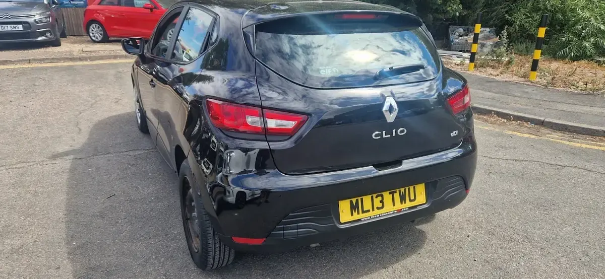 Used Renault Clio Expression+ 90 HP (66 kW) 2013 Black Hatchback