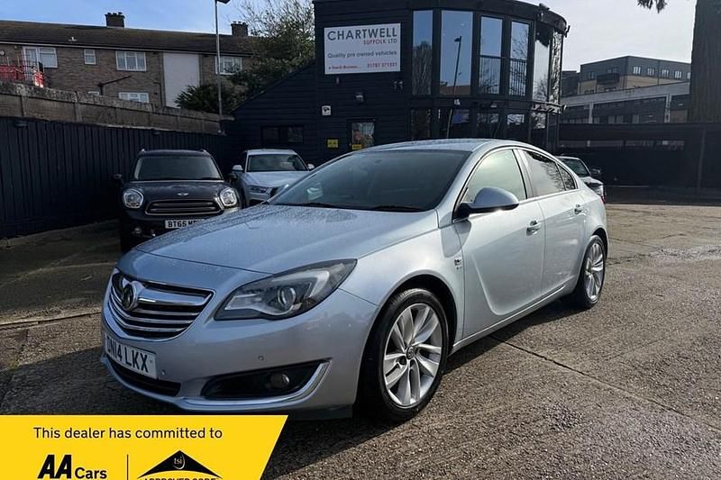 Used Vauxhall Insignia SRi 140 HP (102 kW) 2014 Silver Hatchback