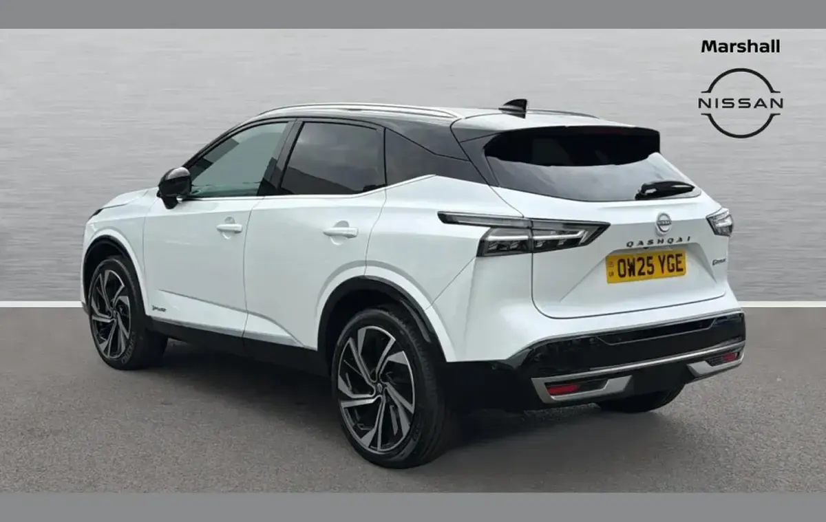 Used Nissan Qashqai Tekna+ 190 HP (139 kW) 2025 White SUV
