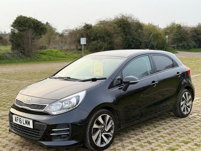 Used Kia Rio 109 HP (80 kW) 2016 Black Hatchback