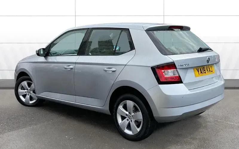 Used Skoda Fabia SE 110 HP (80 kW) 2018 Silver Hatchback