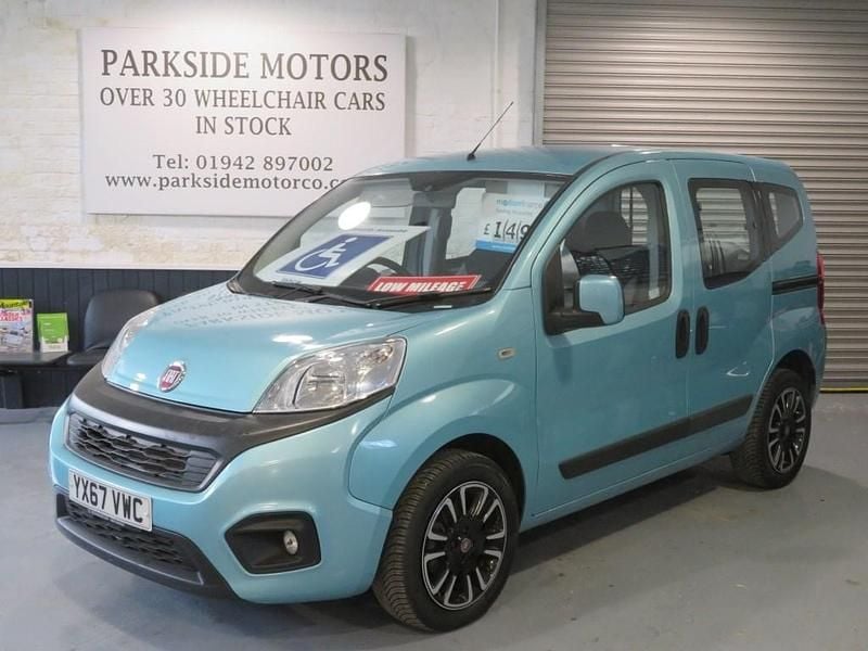 Used Fiat Qubo Lounge 85 HP (62 kW) 2017 Green MPV