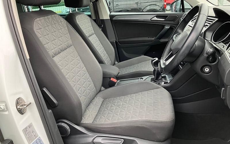 Usado VW Tiguan Life 150 HP (110 kW) 2023 SUV