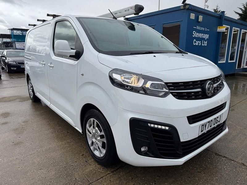 Used Vauxhall Vivaro Sportive 120 HP (88 kW) 2020 White MPV