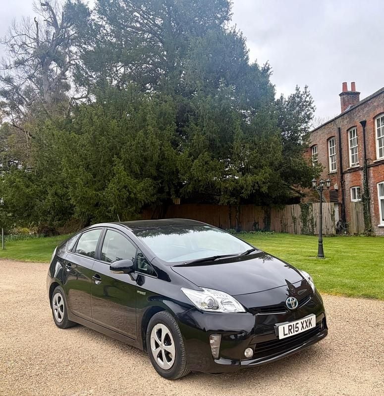 Used Toyota Prius T3 2015 Black Hatchback