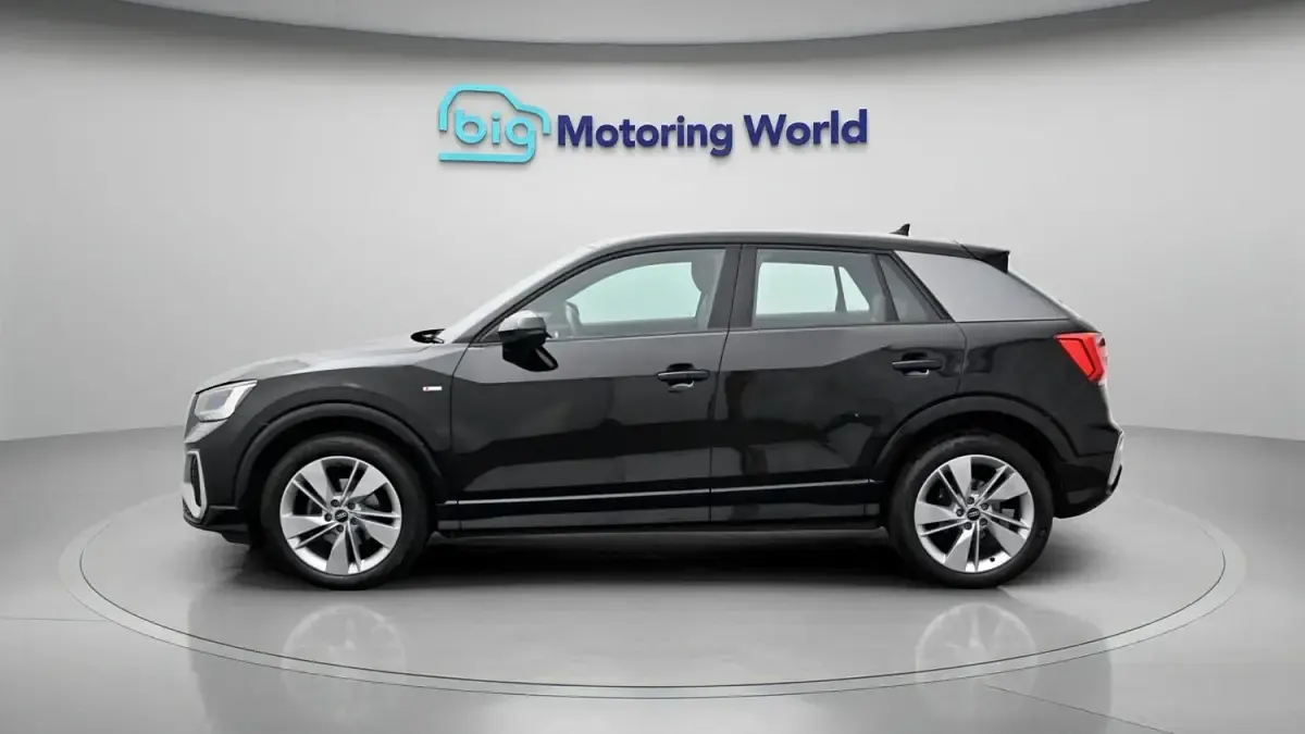 Used Audi Q2 S-Line 110 HP (80 kW) 2022 Black SUV