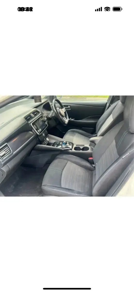 Used Nissan Leaf Acenta 110 kW (150 HP) 2019 White Hatchback