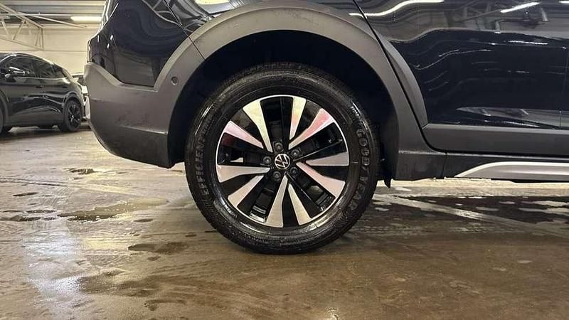 Used VW Taigo Life 110 HP (80 kW) 2025 Deep black pearl SUV