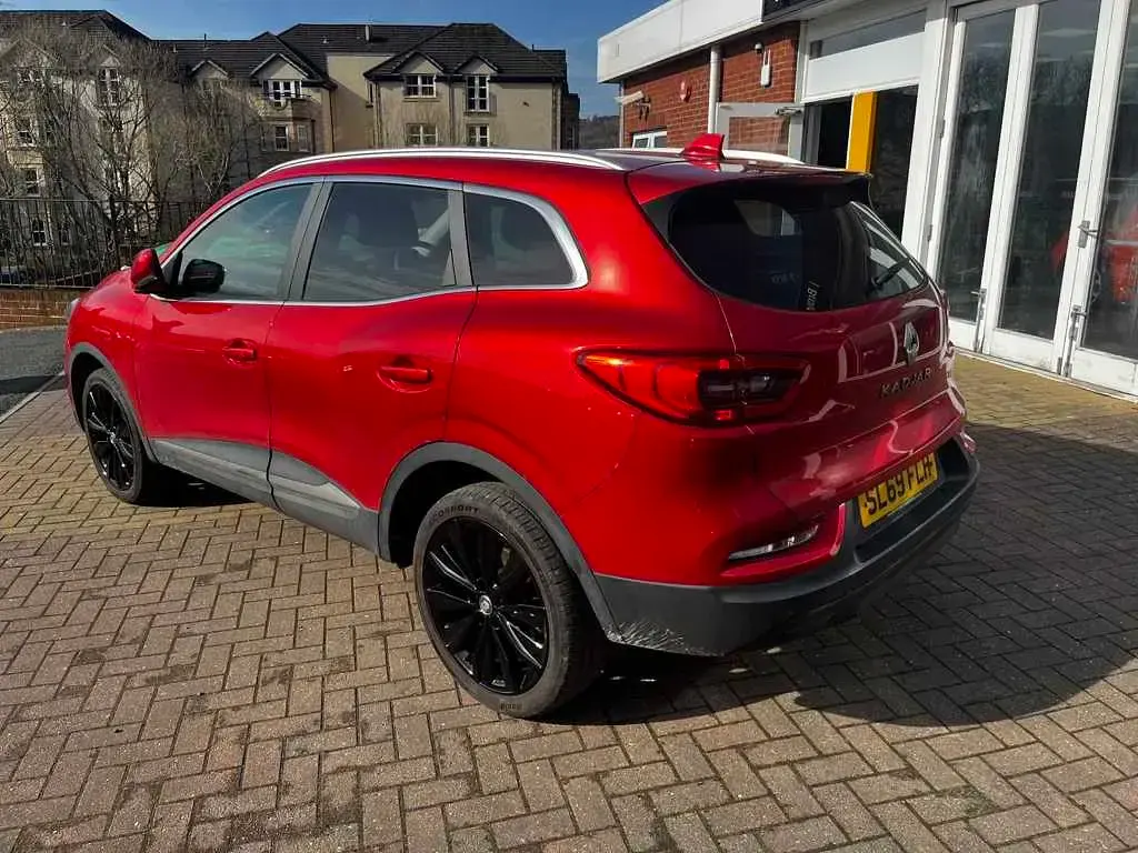 Used Renault Kadjar Iconic 115 HP (84 kW) 2020 Flame red  SUV