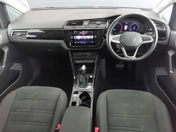 Usado VW Touran SEL 150 HP (110 kW) 2023 Azul Monovolume