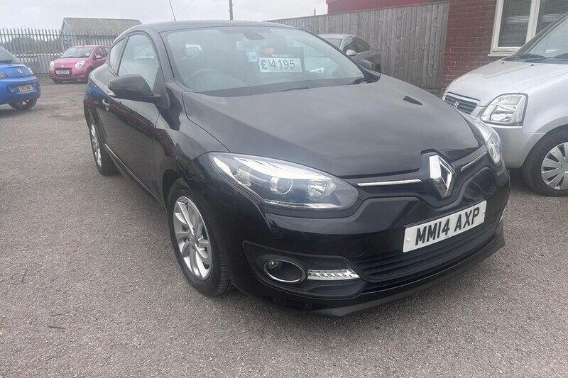 Used 2014 Renault Mégane III Dynamique Coupe | £4,195 (Fair price) - Image 1/1