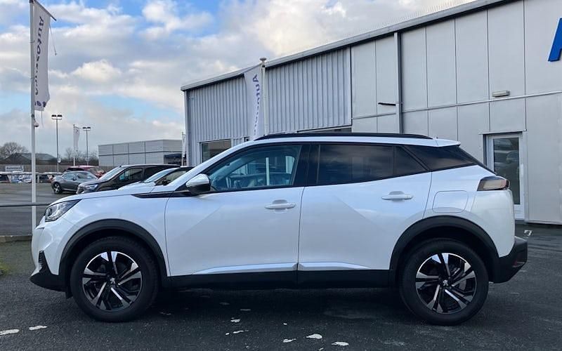 Used Peugeot 2008 Allure 110 HP (80 kW) 2021 White SUV