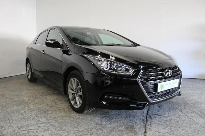 Black Used 2016 Hyundai i40 SE Sedan | £5,995 (Fair price) - Image 1/3