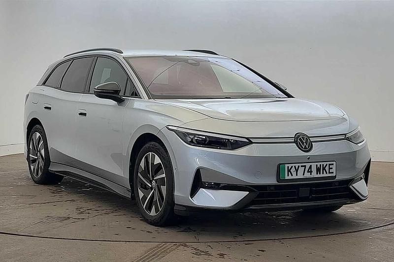 Silver Used 2024 VW ID.7 Pro Sedan | £34,444 (Expensive) - Image 1/4