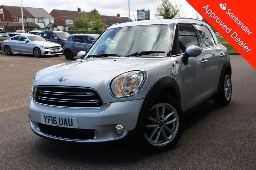 Used Mini Cooper D 2016 Silver Hatchback