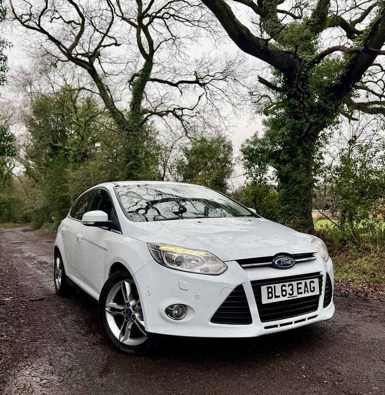 Used Ford Focus Titanium X 2013 White Hatchback