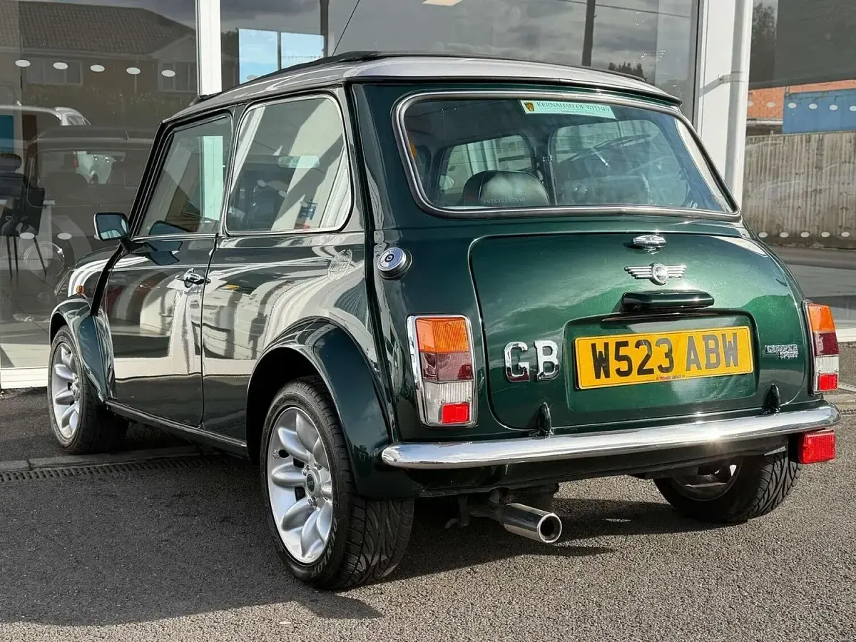 Used Rover Mini 63 HP (46 kW) 2000 Multicoloured Sedan