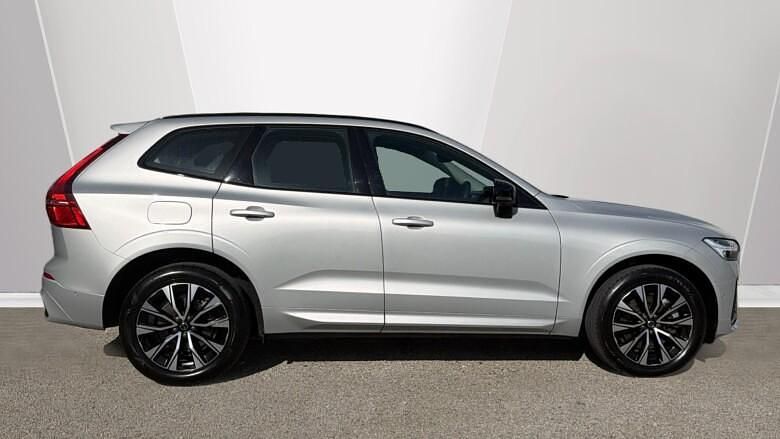 Used Volvo XC60 Plus 197 HP (144 kW) 2023 Silver SUV