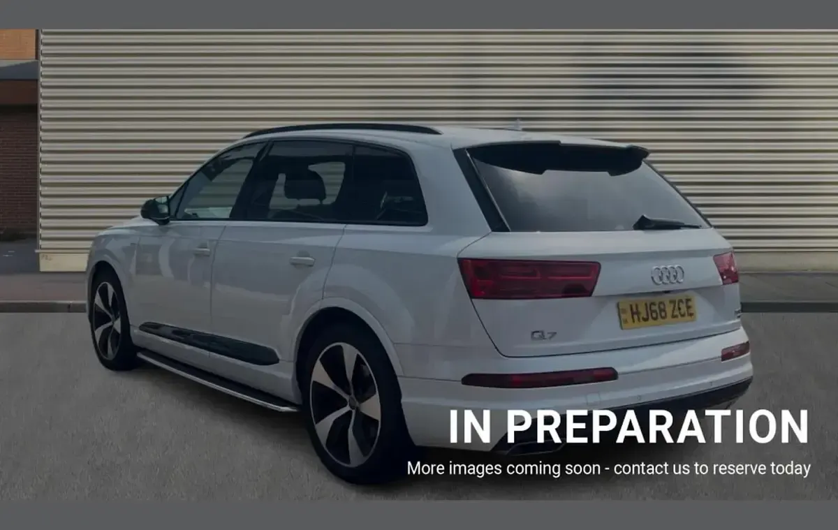 Used Audi Q7 Black Edition 286 HP (210 kW) 2018 White SUV