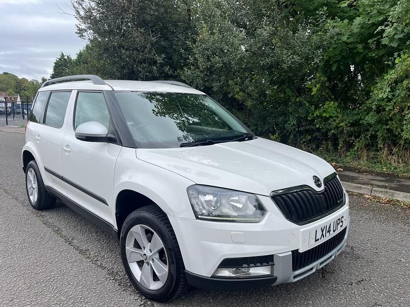 White Used 2014 Skoda Yeti GreenLine SUV | £4,950 (Fair price) - Image 1/4