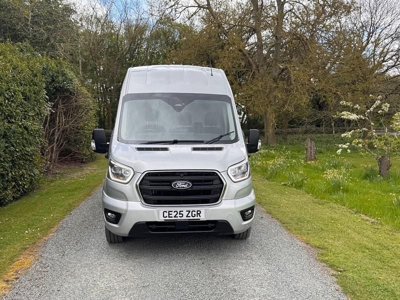 Usado Ford Transit Limited 170 HP (125 kW) 2025 Prateado Van