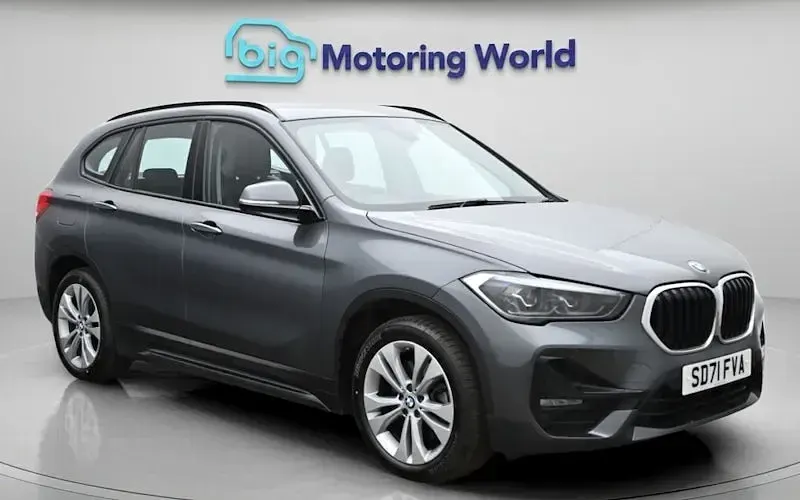 Usado BMW X1 Sport Line 221 HP (162 kW) 2021 SUV