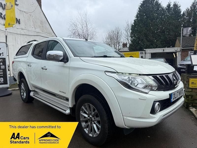 Used Mitsubishi L200 Warrior 2017 White Pickup