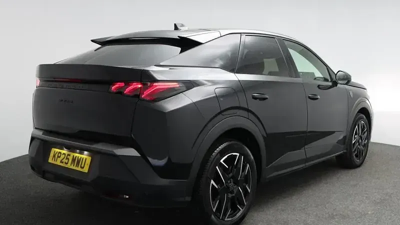 Used Peugeot 3008 GT 134 HP (98 kW) 2025 Black SUV