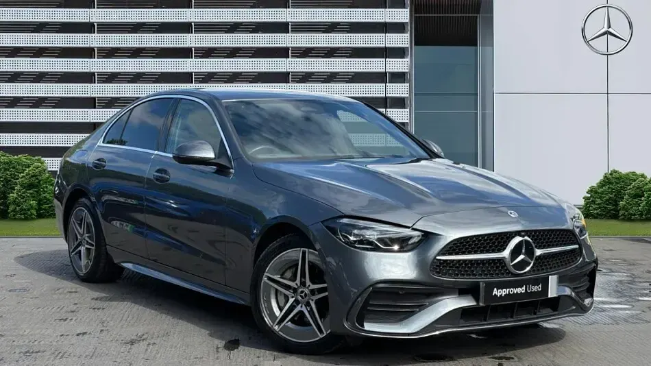 Usado Mercedes C300e AMG line 313 HP (230 kW) 2024 Sedan