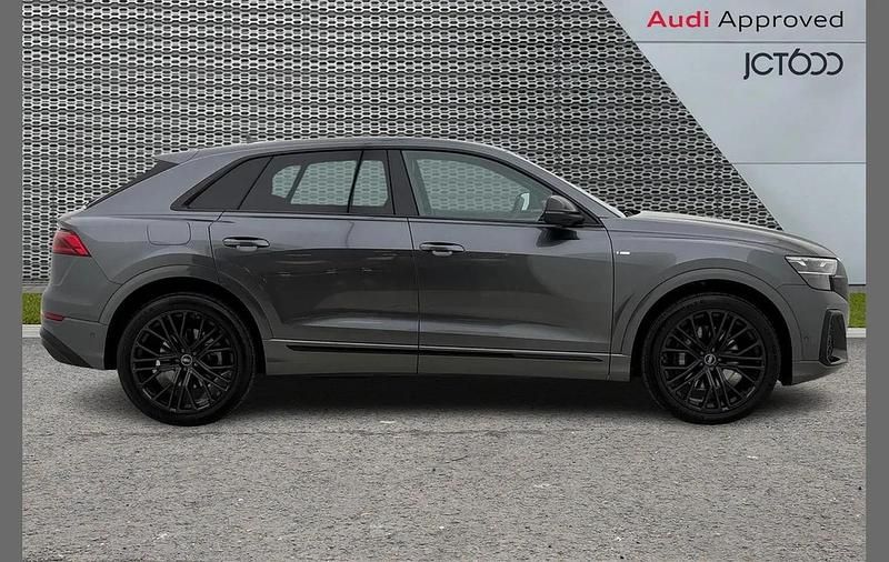 Used Audi Q8 Black Edition 281 HP (206 kW) 2025 Grey SUV