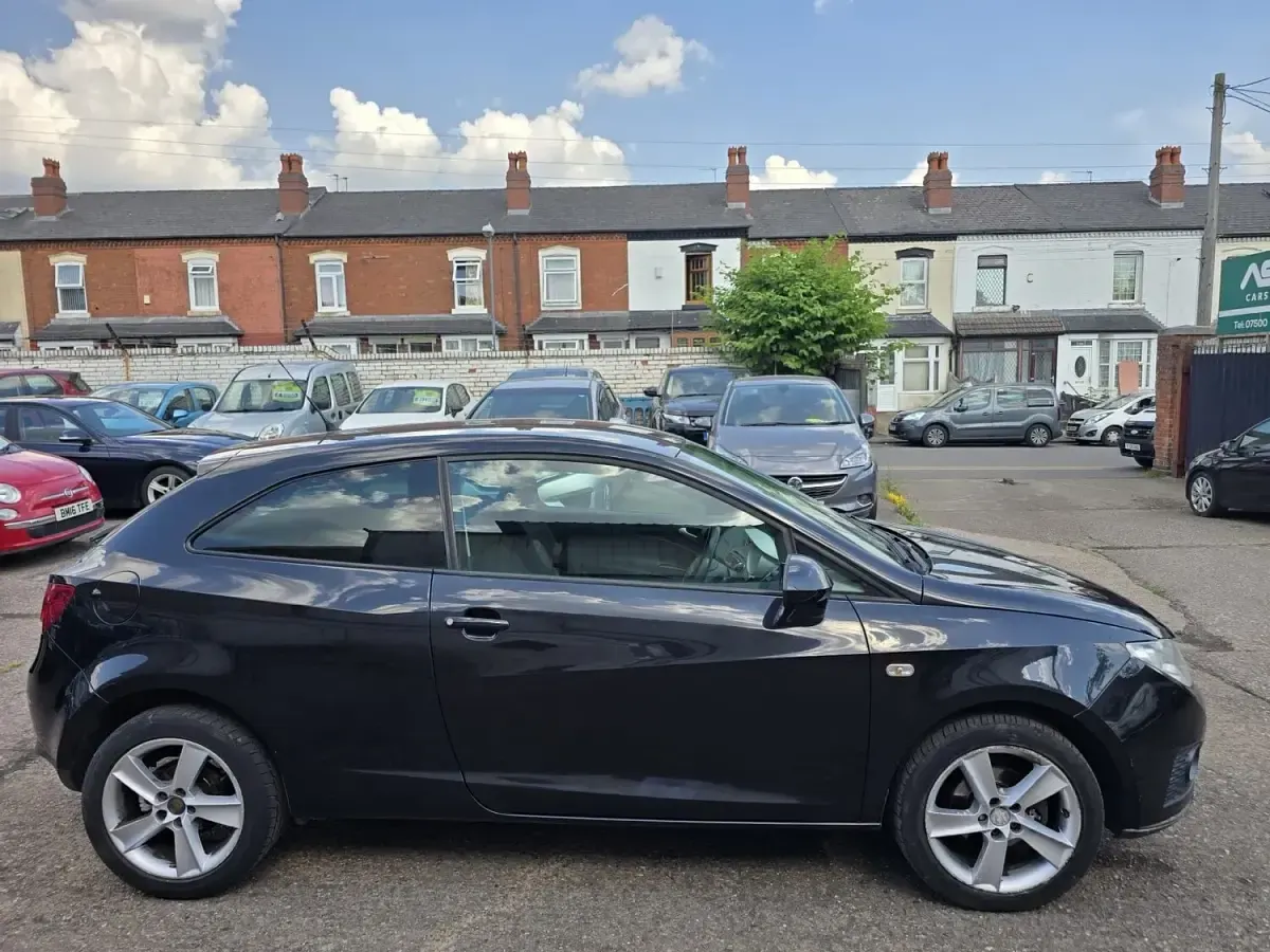 Used Seat Ibiza Sport 105 HP (77 kW) 2011 Black Hatchback