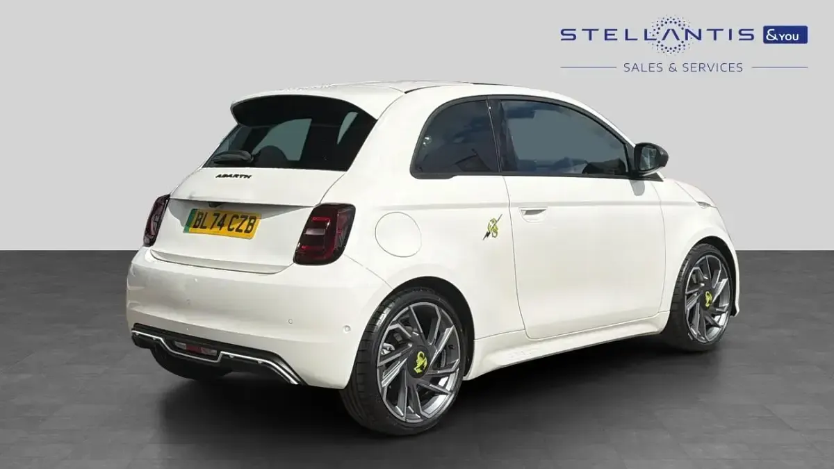 Used Abarth 500e Turismo 112 kW (153 HP) 2024 White Hatchback
