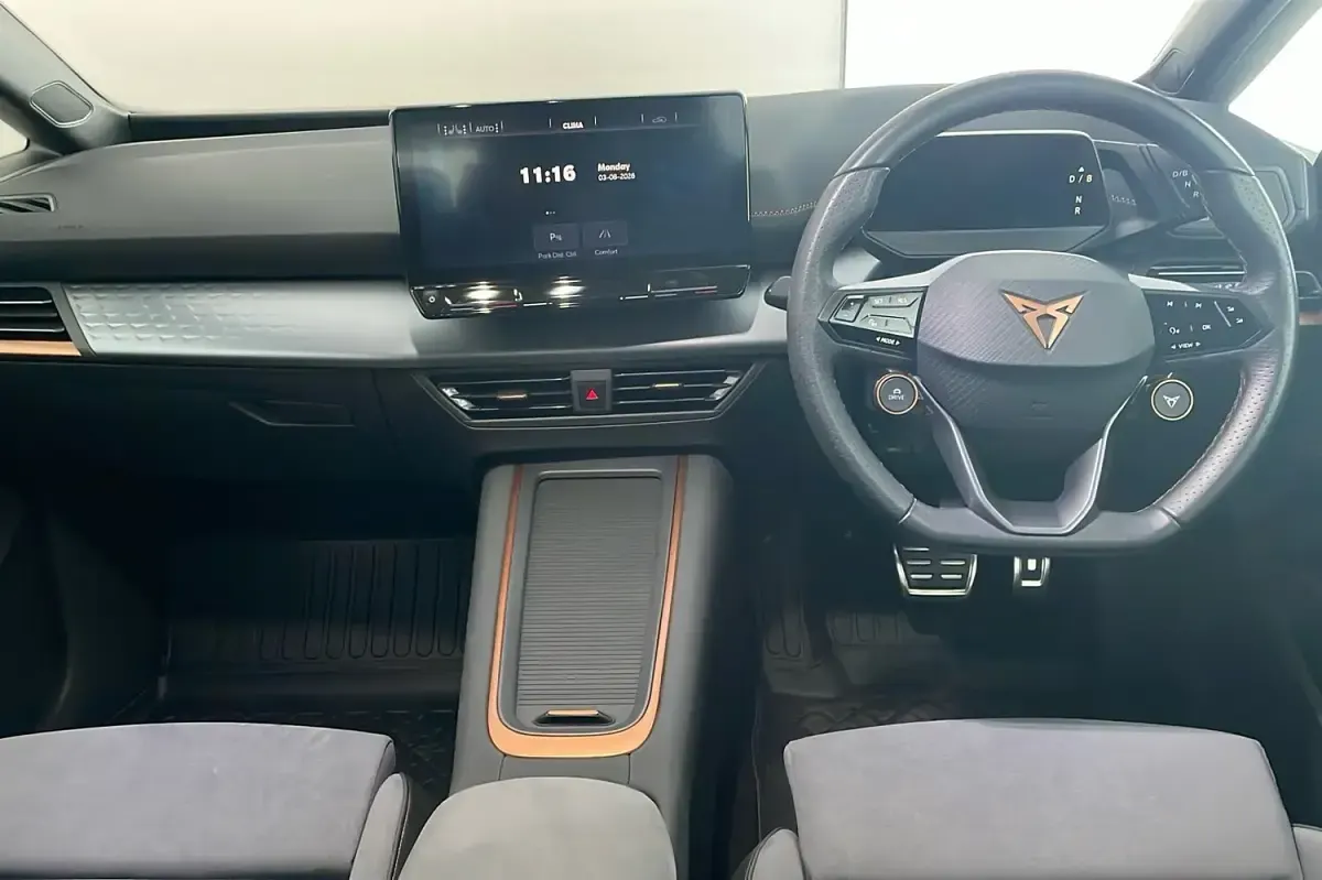 Used Cupra Born e-Boost 169 kW (230 HP) 2024 Blue Hatchback