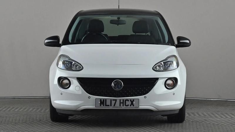 Used Vauxhall Adam 70 HP (51 kW) 2017 White Hatchback