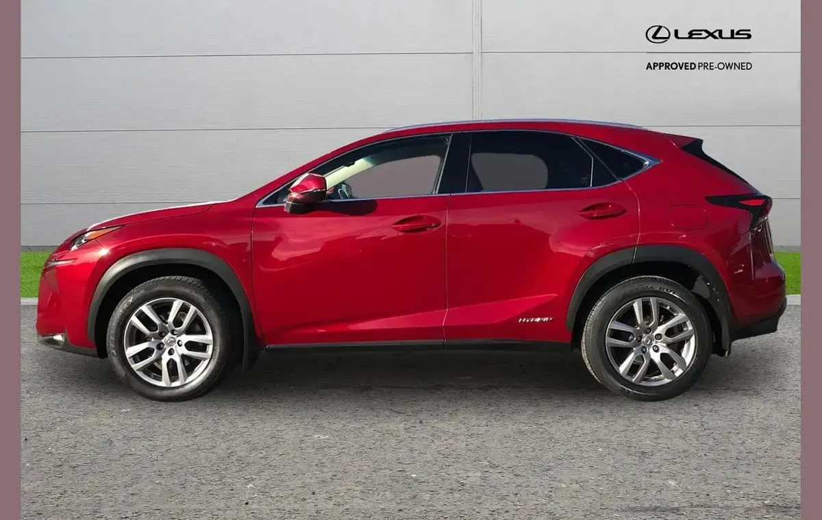 Used Lexus NX300h Luxury Line 194 HP (142 kW) 2016 Red SUV