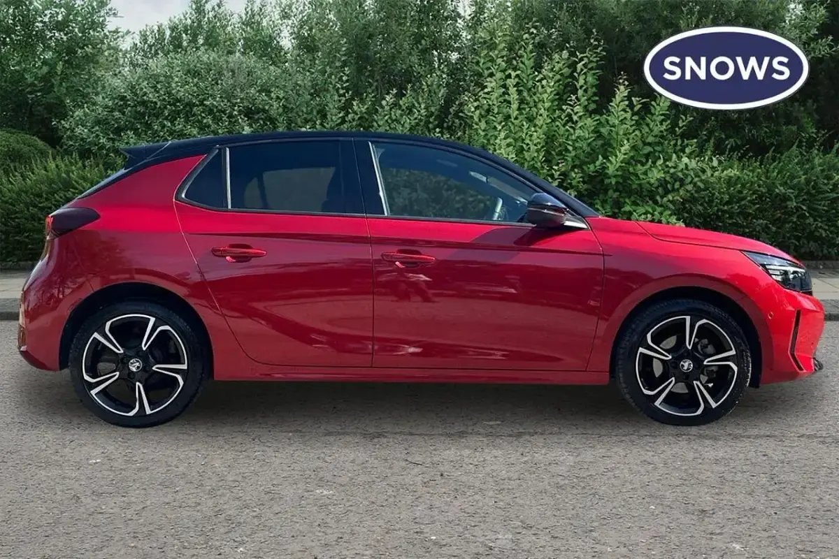 Used Vauxhall Corsa S 99 HP (72 kW) 2024 Red Hatchback