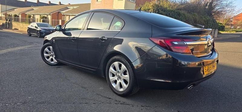 Used Vauxhall Insignia SRi 2015 Black Hatchback