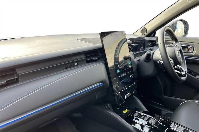 Platinum white Used 2024 Honda e:Ny1 Advance SUV | £22,795 (Fair price) - Image 1/3