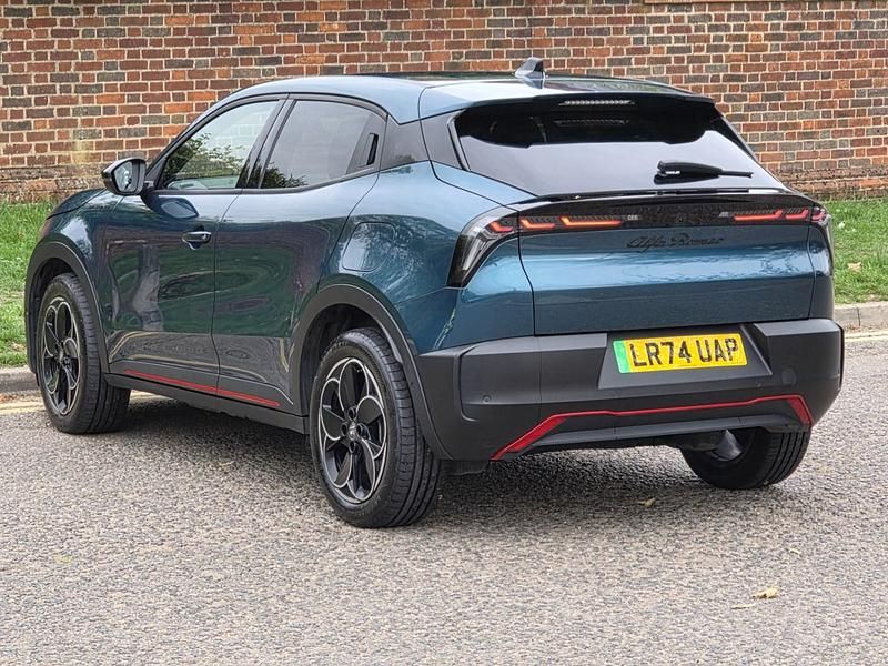 Used Alfa Romeo GT Junior Edizione Speciale 114 kW (156 HP) 2024 Green Hatchback