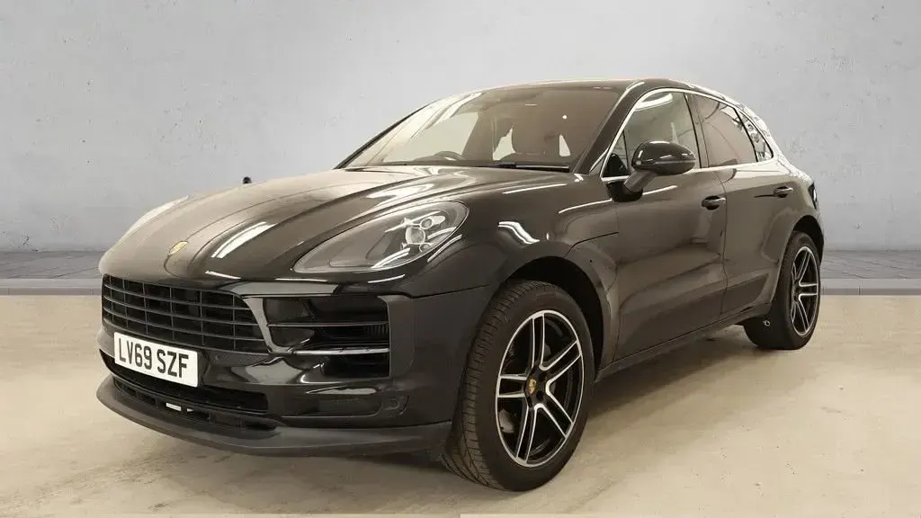 Used Porsche Macan S 354 HP (260 kW) 2019 Black SUV