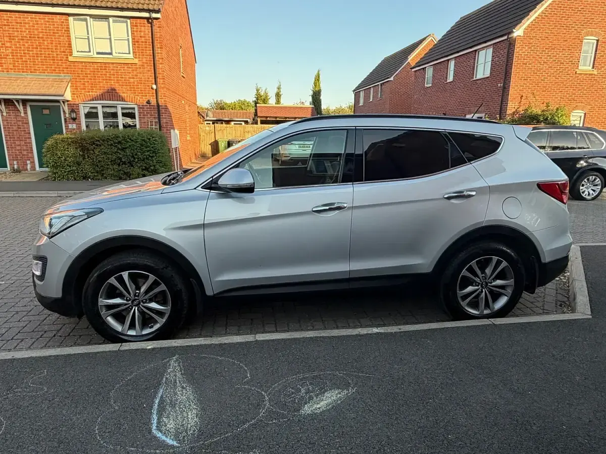 Used Hyundai Santa Fe Premium 2015 Silver SUV