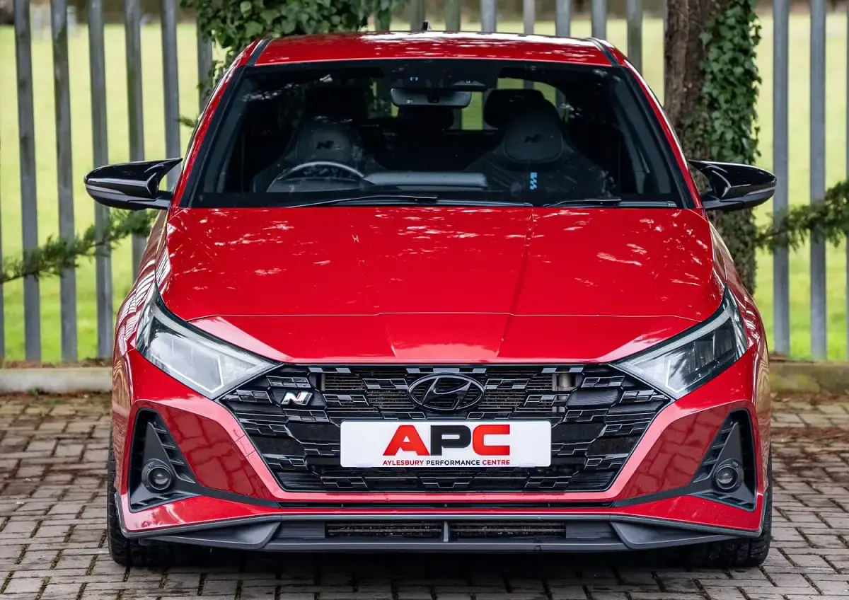 Used Hyundai i20 201 HP (147 kW) 2022 Red Hatchback