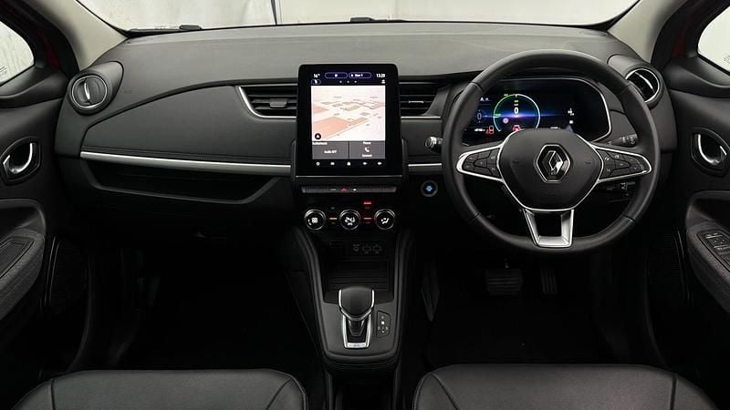 Used Renault Zoe GT-Line 100 kW (136 HP) 2021 Red Hatchback