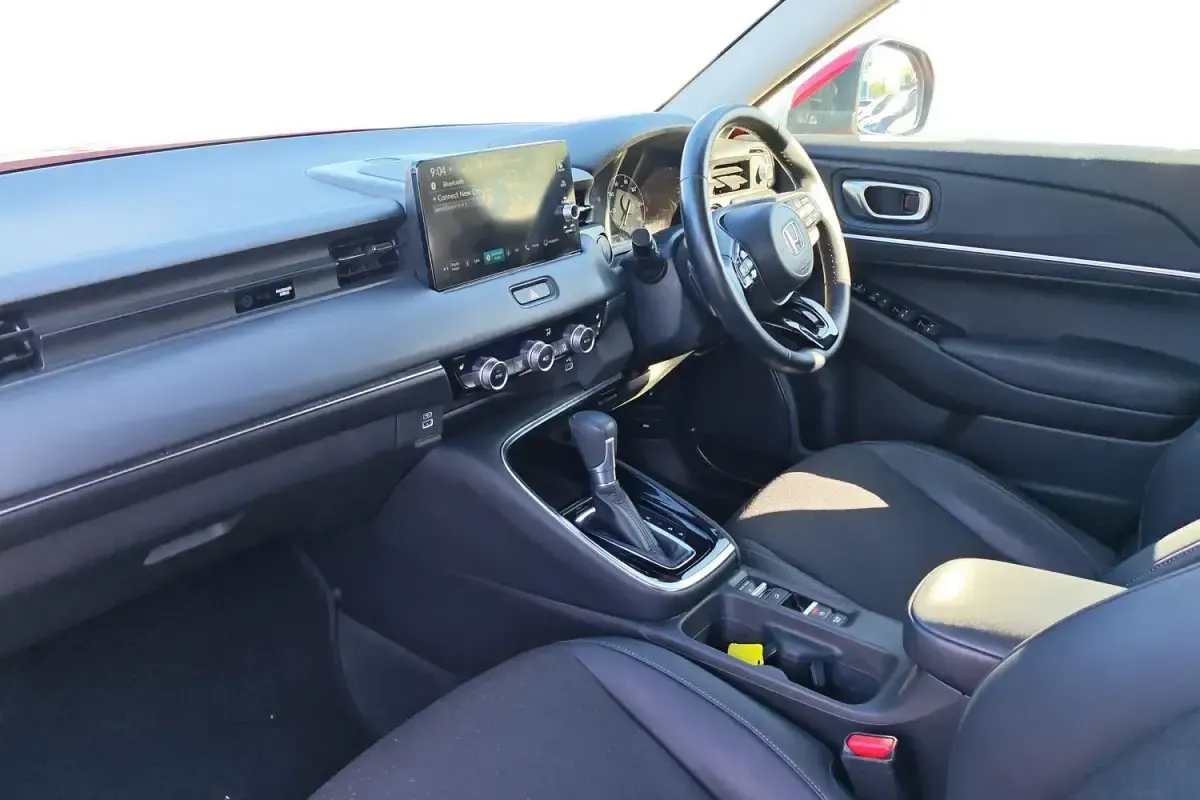 Usado Honda HR-V Advance 131 HP (96 kW) 2023 Vermelho SUV